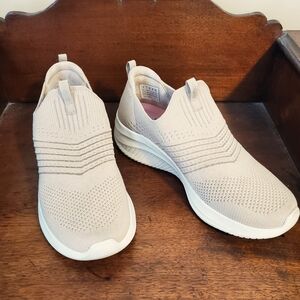 Skechers Light Beige Slip-On Sneakers, Size 9M